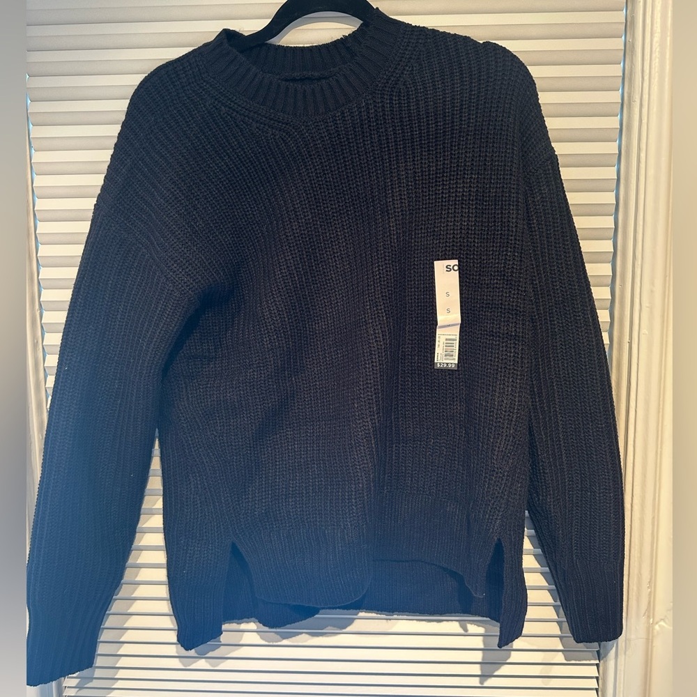Black sweater, NWT